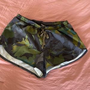Old navy active shorts size m